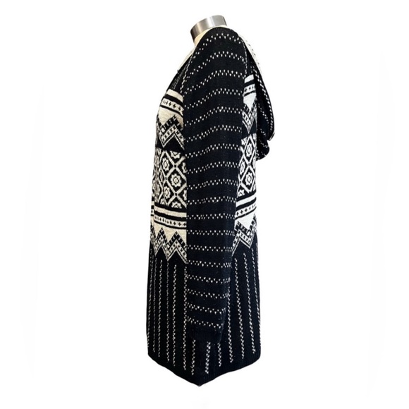 One World Long Hooded Cardigan Black & White Sweater Women’s size Medium - Picture 3 of 7